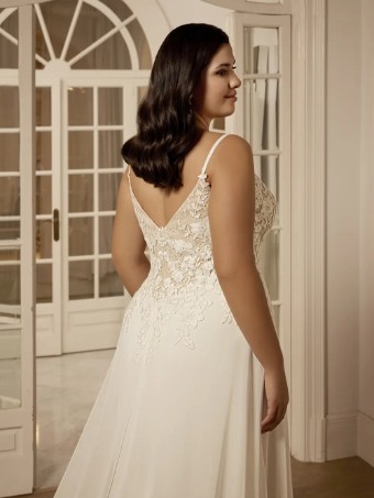 Portrait Bridal Amina #2 thumbnail